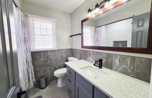 3BR House at Pine Forest Hideaway - 12 Minutes to UNC - Near Jordan Lake - Foto 36