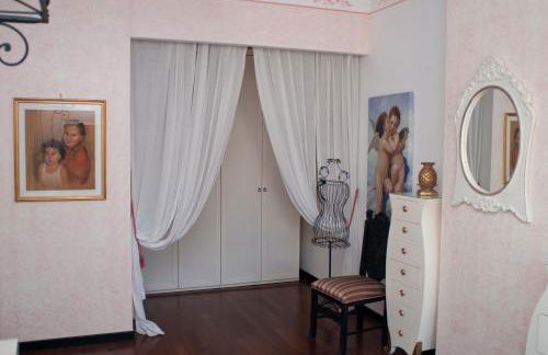 Tami Holidays - Photo 39