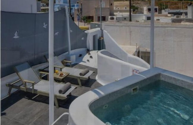 Astrea Suites Feggaropetra Cave House - Photo 24