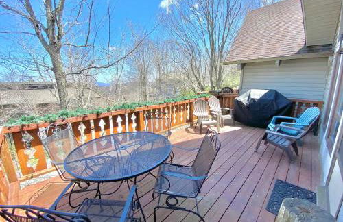 Cozy Charming Ski Chalet Sleeps 11 - Foto 2