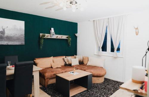 Voll ausgestattete 3 Zimmer Wohnung mit 2 Schlafzimmer - Foto 1