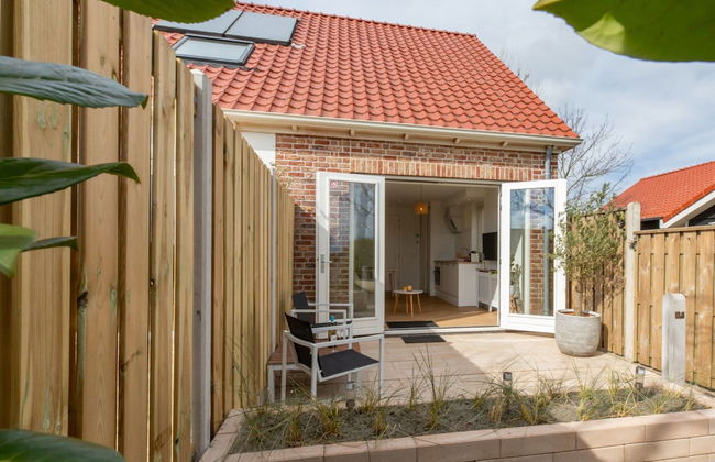 Charming Holiday Home With a Terrace - Photo 18