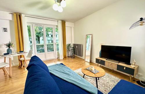 Le Bleu Soleil - à 2 min du métro - 7 min de Paris - Foto 1