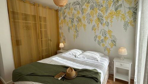 Le Serenity - lit XL, Parking, Proche Centre - Photo 3, towels, wardrobe