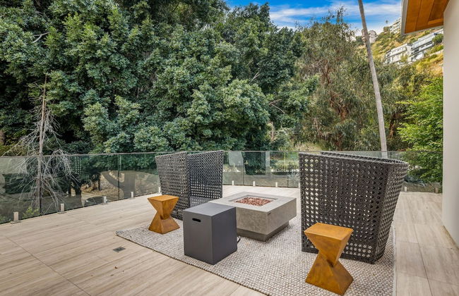 Laurel Canyon - Photo 31