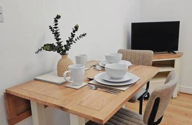 Tettenhall Cosy Apartment - Sleeps 4 - Foto 7