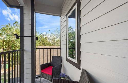 Spacious Modern Townhome w Indoor Court, King Beds & Huge TVs! - Foto 20