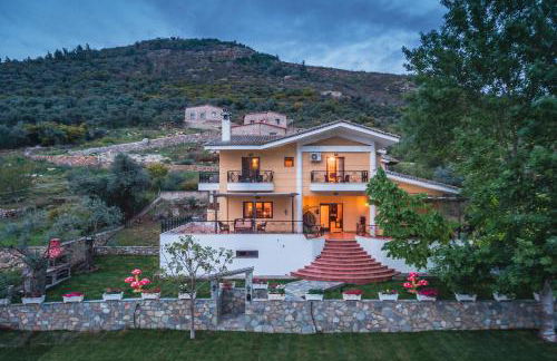 Villa Loridis - Photo 1