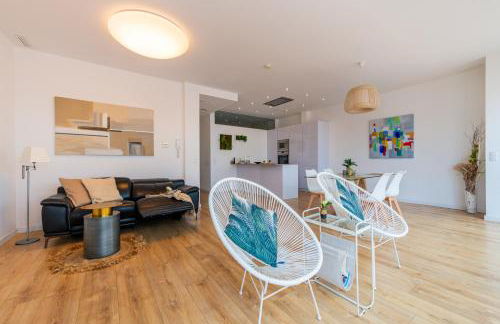 Ayuntamiento Panoramic - Photo 12