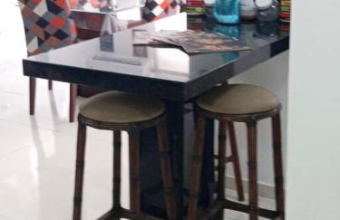 Apartamento centralizado à poucas quadras do mar. - Foto 11