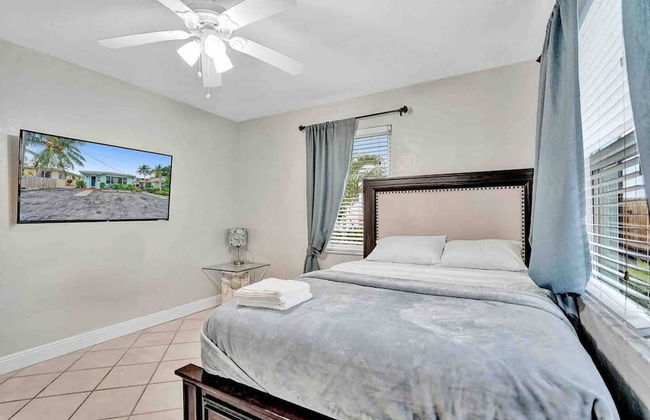 Palm Lined Oasis Walk To Beach Free Parking - Foto 29