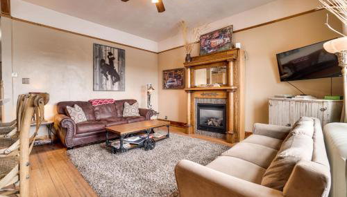 Vintage Downtown Laramie Apartment with Deck! - Foto 2