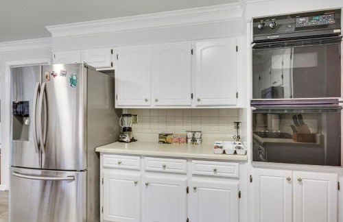 Spacious Augusta Home Near Golf, Shopping and More! - Foto 8