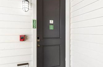 The Azalea Suite at 124 Spring - Foto 21