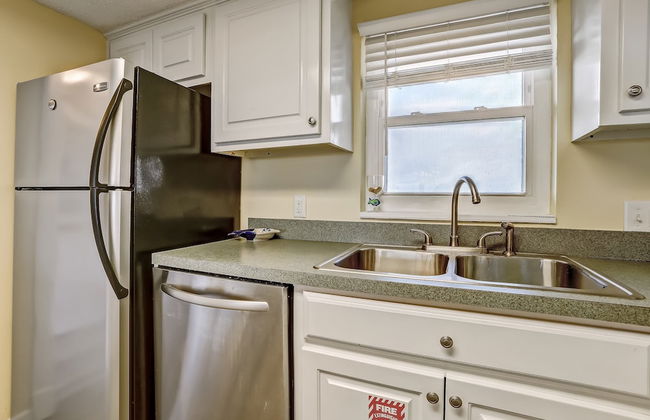 Ocean and Amelia Island View Condo with Oceanside Pool Access by RedAwning - Foto 10