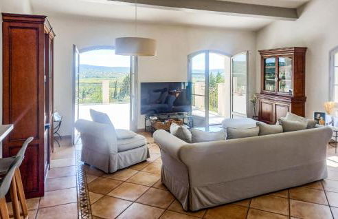 Beautiful Home In Calvisson With Wifi - Photo 4