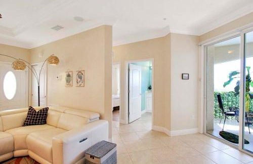 2BR Condo On Venice Island - Minutes To Beaches - Foto 23