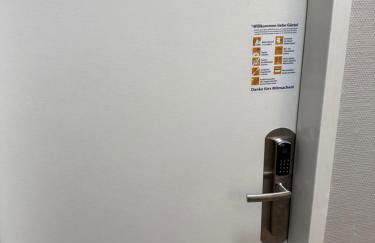 Aparthotel Emilia 24h Check-in, Free Parking and WiFi - Foto 23