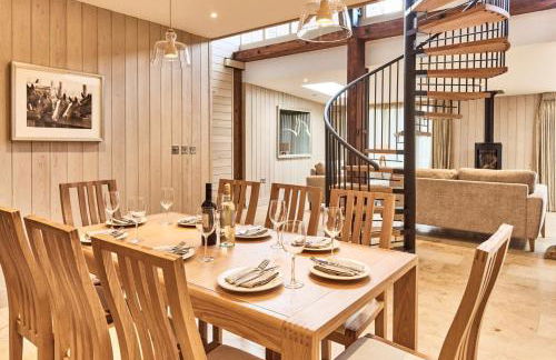 Caspian House - Foto 1