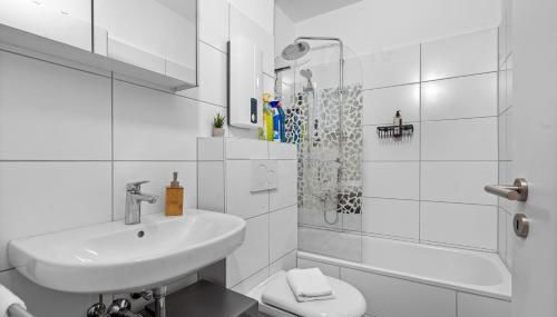 Design Luxus, Vollausstattung, 2 min Hbf Duisburg, beste Betten, 2 55" TV, Netflix, W24 - Foto 5