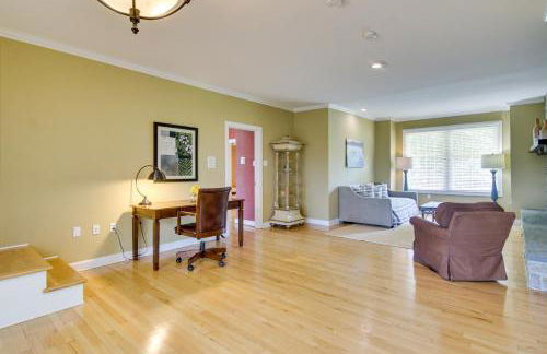 Waterfront Cambridge Gem with Hot Tub, Pool and Dock! - Foto 16