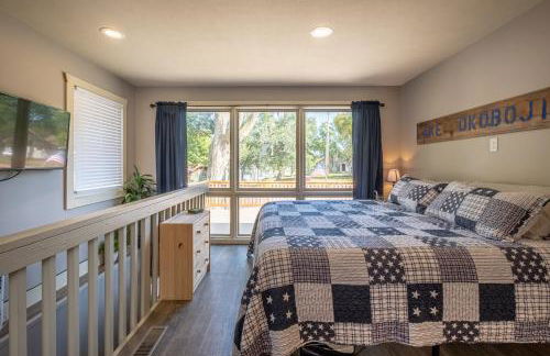 Blue Water Bungalows - Photo 3