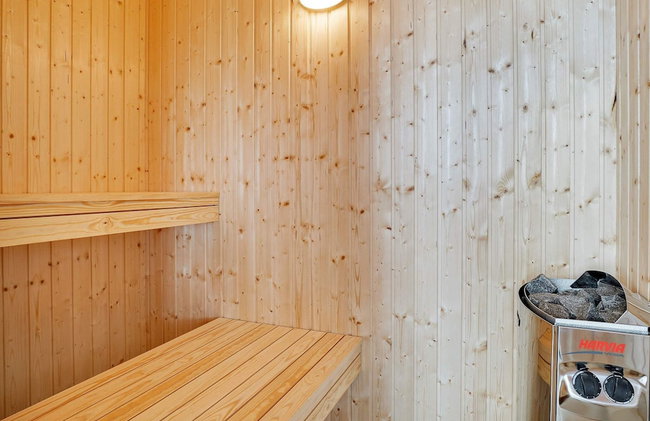 18 Person Holiday Home in Bogense - Foto 7