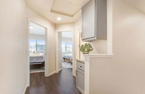 Game Night Meets Wine Country Elegance - Foto 12