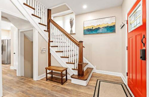 15min to Lincoln Ecuador vs Ivory Coast, Sleeps 12 - Foto 11