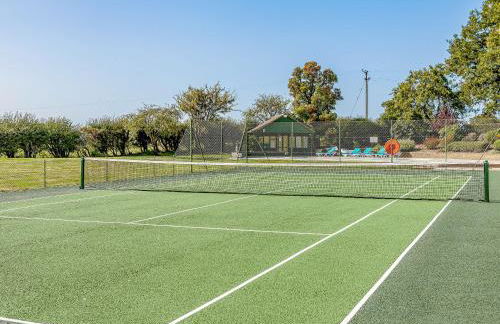 Pattiswick Hall - Photo 21