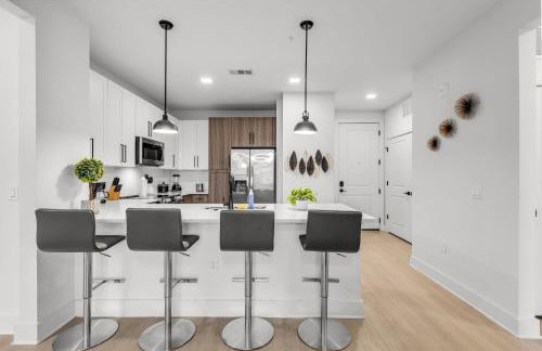 Peaceful 2BR by the Bay Pool and Coastal Vibes - Foto 23