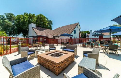 Phoenix 1bd Queen Economy - Photo 4