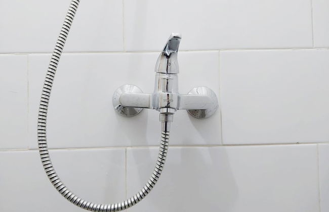 Homey And Cozy Living Studio Taman Melati Sinduadi Apartment - Photo 11