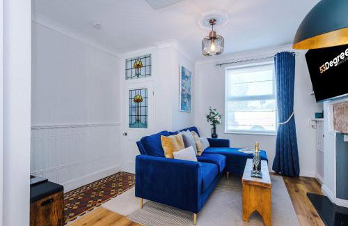 Cozy 3-Bed Home by 53 Degrees Property, Perfect for Business & Groups! - Foto 3