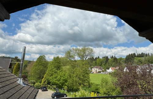 Dachgeschoss Wohnung mit Blick ins Grüne - Foto 21