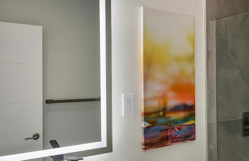 Waterfront HotTub Steps from the Airport Boat Slip - Foto 15