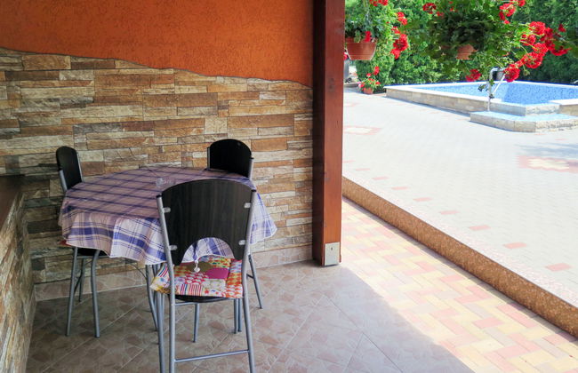 4 bedroom House in Balatonszárszó with private pool and garden - Photo 22