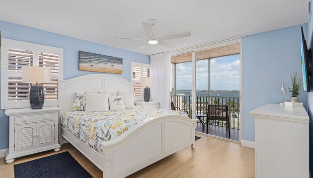 Welcome To Beach Villa's # 406 Vacation Rental - 250 Estero Blvd 2 Bedroom Condo by RedAwning - Foto 2, Habitación