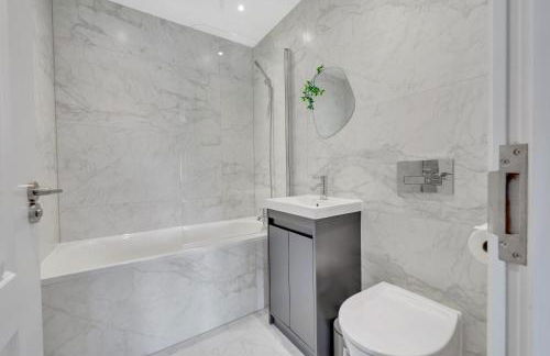 Travard at Heathrow 386a - Foto 5