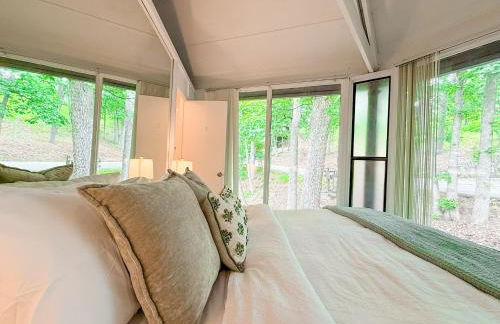 Treetop Village-2Bed2BathPoolsDockPickleball - Foto 12