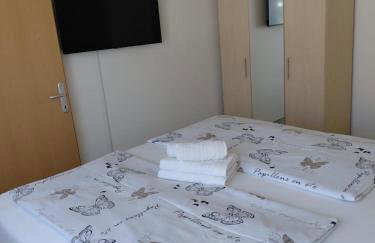 Ivana's Apartments with Amazing Pool Access - Foto 63