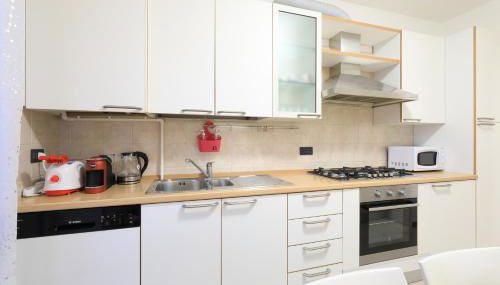 Central Luxury Apt w Garage Happy Home Bergamo 1 - Foto 4, stove, dishwasher, toaster