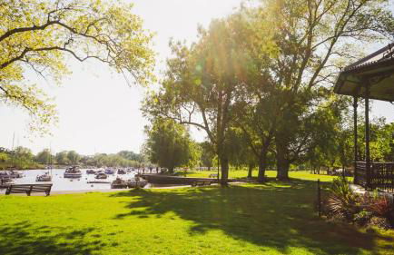 MOONGATE by BOURNECOAST - A Delightful Chalet Bungalow with a Garden and Parking - HB10672 - Foto 66