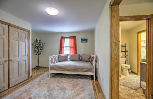 Lake Champlain Home with Decks, Kayaks and Fire Pit! - Foto 11