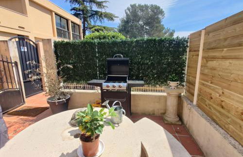 Studio évasion - SPA, Mer et Calanques - Foto 2