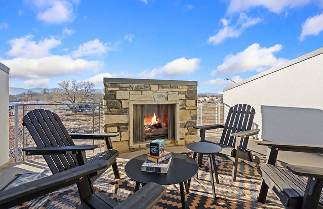 Mountain View Home w/ King Beds & Rooftop Deck - Foto 35