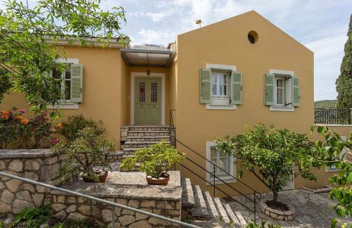 Yellow House Ithaca - Foto 1