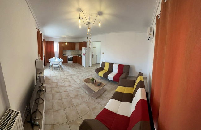 VerGian Brand New Apt at Agioi Theodoroi - Foto 31