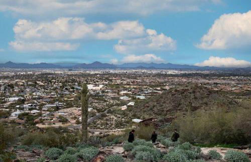 The Hummingbird House, Sauna & Mountain Views! - Foto 37