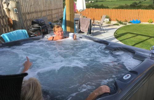 Roe Valley Cottage - LA Spa Hot Tub - Foto 9